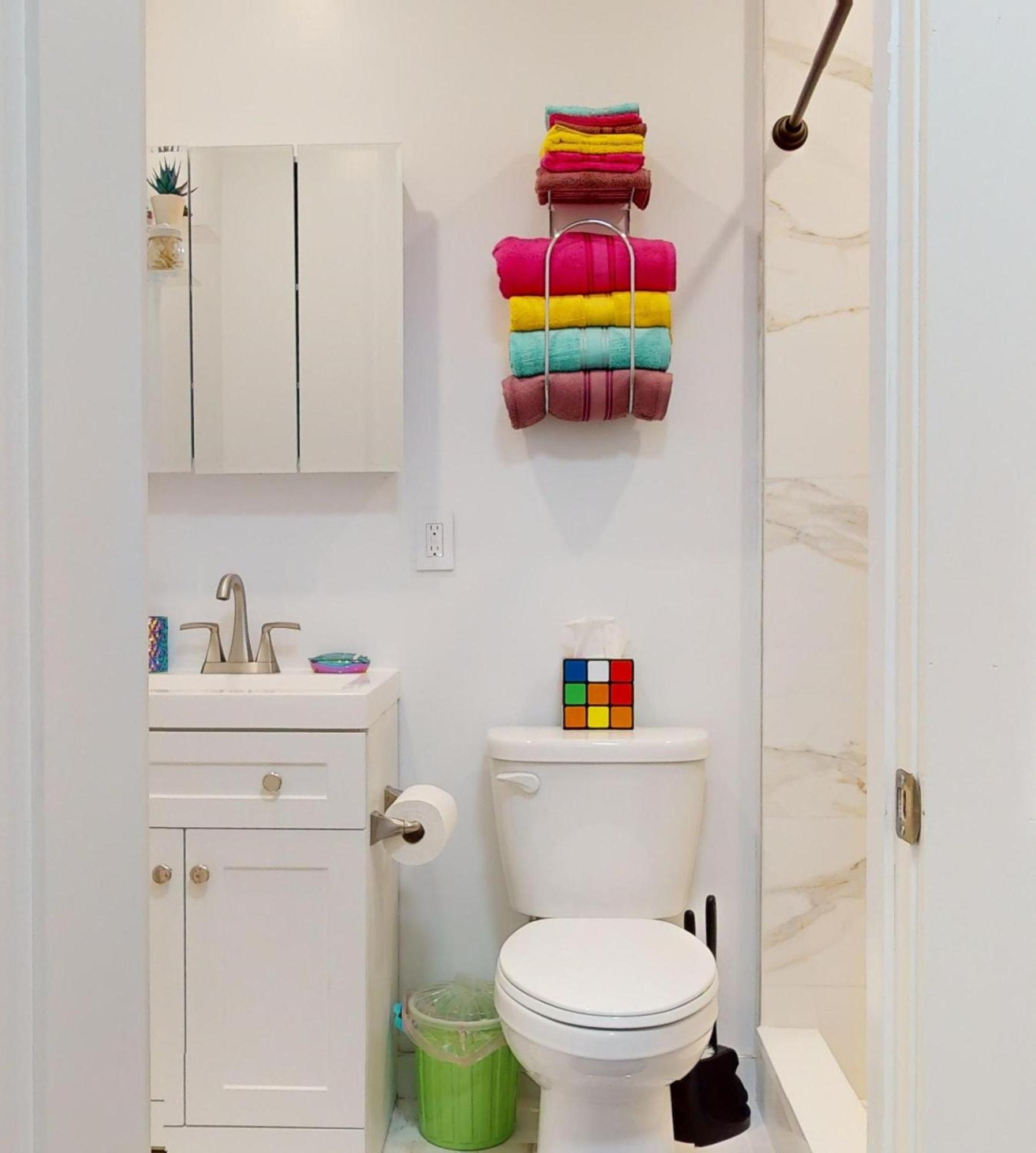 Funky & Colorful Urban Getaway, 20 Minutes To Nyc Apartment Hoboken Ngoại thất bức ảnh